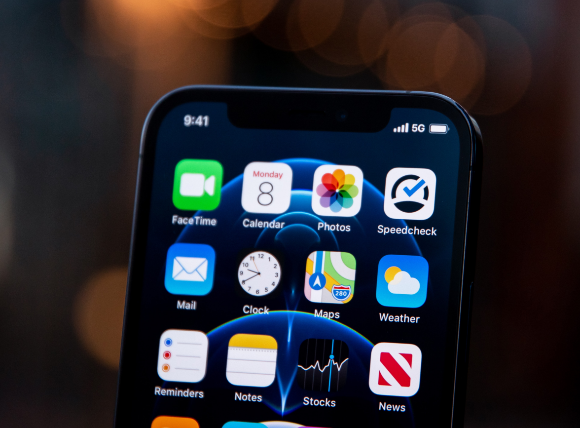 江北苹果手机维修分享为什么 iPhone 12 在冬季会自动关机 