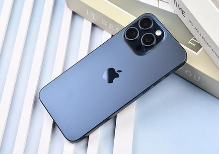江北苹果维修点分享iPhone 15 Pro Max屏幕更换全新实操风险 